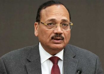 NEET Re-Exam से पहले 1600 छात्रों की बढ़ी टेंशन! एडमिट कार्ड डाउनलोड नहीं, SC पहुंची याचिका पर CJI ने सुनवाई से किया इनकार