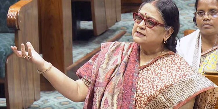 TMC में बड़ा सियासी भूचाल! बागी सांसदों ने किया शक्ति प्रदर्शन, काकोली घोष बोलीं- स्पीकर से अलग गुट की मान्यता मांगेंगे