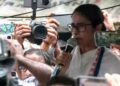 पुलिस की रोक के बावजूद सड़क पर उतरीं ममता! धरने से दी चुनौती, बोलीं- 'लड़ेंगे या मरेंगे'