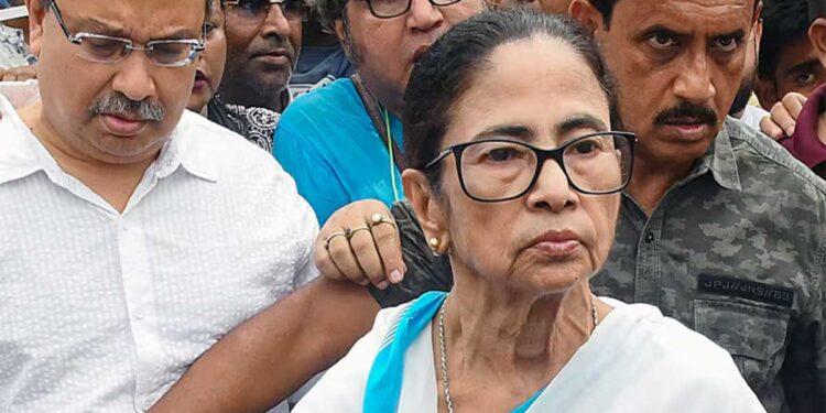 Mamata Banerjee Security Row: ममता की सुरक्षा पर सियासी संग्राम, TMC के आरोपों के बीच रिजू दत्ता ने खोली नई बहस
