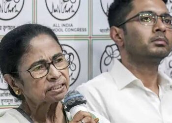 TMC में टूट का खतरा या बड़ा राजनीतिक मोड़? स्पीकर ओम बिरला ने अभिषेक बनर्जी को बुलाया, बढ़ी सियासी हलचल