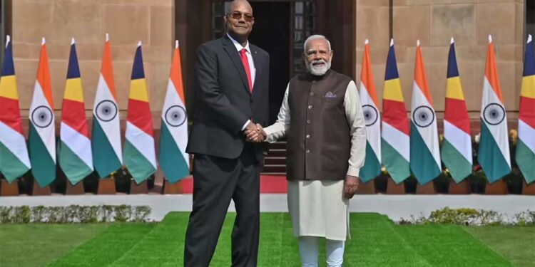 PM Modi Seychelles Visit: UPI से रक्षा तक 19 बड़े समझौते, भारत-सेशेल्स रिश्तों को मिली नई मजबूती