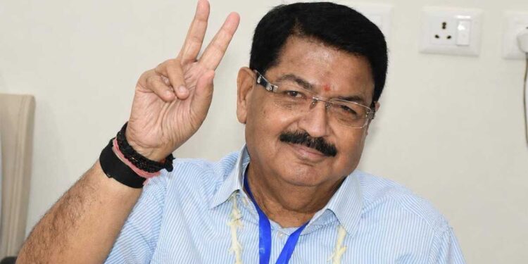 Jharkhand Rajya Sabha Election: कौन हैं परिमल नाथवानी? निर्दलीय जीत से महागठबंधन में बढ़ी बेचैनी, कांग्रेस को लगा बड़ा झटका