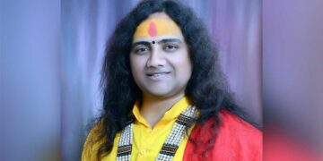 अयोध्या के कथावाचक पवन देव महाराज पर रेप का आरोप! शादी का झांसा देकर संबंध बनाने का दावा, केस दर्ज