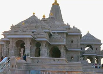 राम मंदिर चढ़ावा विवाद में नया मोड़! महंत कमलनयन दास ने उठाई निष्पक्ष जांच की मांग, बोले- CM योगी से करूंगा बात