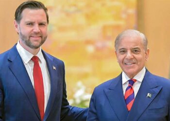 Iran-US Deal पर क्रेडिट लेने चला Pakistan, JD Vance के बयान से हुई फजीहत! प्रेस फ्रीडम पर भी उठे सवाल