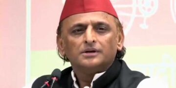 Akhilesh Yadav Daughter Row: बेटी पर आपत्तिजनक पोस्ट से भड़की सपा, BJP पर लगाए गंभीर आरोप, कानूनी कार्रवाई की चेतावनी