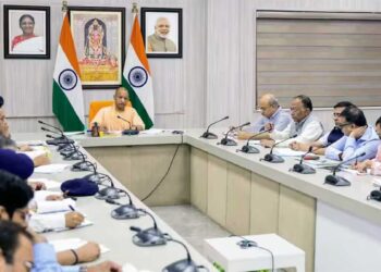 CM योगी का बड़ा फैसला! लाखों वाहन मालिकों की बल्ले-बल्ले, जुर्माना माफ और टैक्स में 35% तक छूट