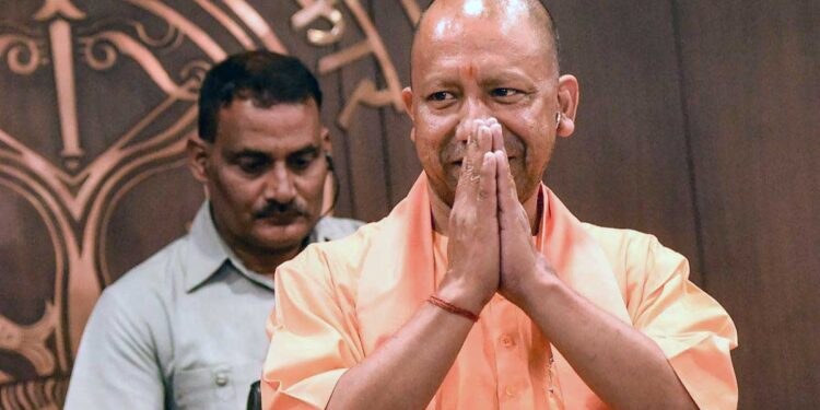 UP Youth Financial Training: अब सिर्फ नौकरी नहीं, पैसों का सही इस्तेमाल भी सीखेंगे युवा! योगी सरकार की नई स्कीम से 1.5 लाख युवाओं को मिलेगा फायदा