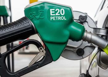 E20 Petrol पर बड़ा फैसला! कार खराब होने पर Vehicle Owner जीता केस, कंपनी को देनी होगी नई Car