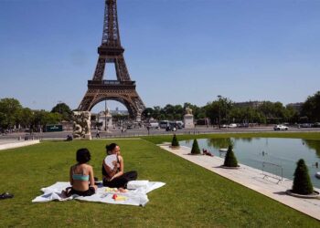 Europe Heatwave: 'हम पर लगे प्रतिबंध हटाइए, AC और Cooling Equipment हम देंगे', भीषण गर्मी के बीच ईरान का यूरोप को बड़ा ऑफर