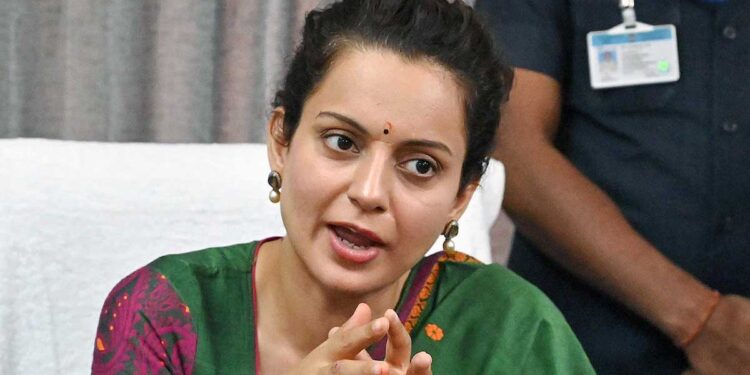 राम मंदिर चढ़ावा विवाद पर Kangana Ranaut का बड़ा हमला, बोलीं- 'बीजेपी ने कभी भी आस्था को वोट बैंक की राजनीति का साधन नहीं बनाया'