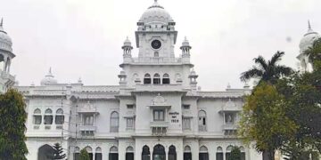 Lucknow KGMU News: हॉस्टल में Non-Veg पर बैन से मचा बवाल, छात्रों के विरोध के बीच सपा-कांग्रेस ने सरकार को घेरा