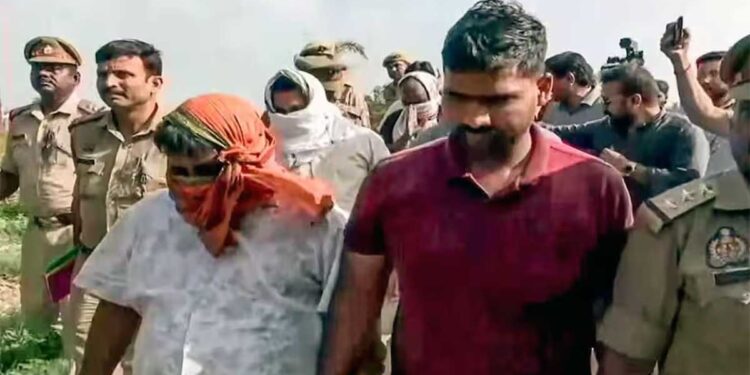 Ram Mandir Donation Theft: चोरी के पैसों से पत्नी को दिया सोने का लॉकेट, जांच में बड़ा खुलासा