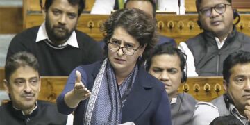 Lok Sabha में Priyanka Gandhi के बयान पर बवाल, शिक्षा मंत्री पर टिप्पणी से सदन में तीखी नोकझोंक