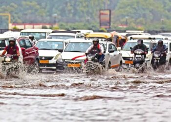 Rainfall Alert: गर्मी होगी पूरी तरह खत्म! अगले 4 दिन झमाझम बारिश का अलर्ट, दिल्ली-UP से मुंबई तक IMD की बड़ी चेतावनी