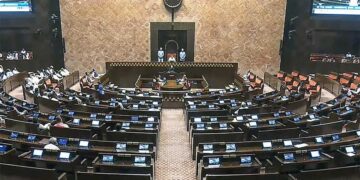 Vande Mataram Bill Passed: राज्यसभा से मिली मंजूरी, अब राष्ट्रीय गीत के अपमान पर होगी सख्त कार्रवाई?