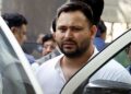 Bihar Politics: घायल छात्रों से मिले तेजस्वी यादव, CM सम्राट चौधरी पर साधा निशाना, आंदोलन की दी चेतावनी
