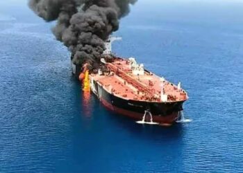 Hormuz Attack: ऑयल टैंकर पर Missile Attack में भारतीय की मौत, UAE का कड़ा संदेश- 'बेशर्म हमला, देंगे जवाब'