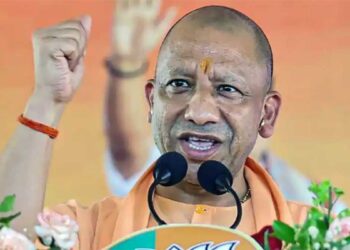 राम मंदिर चढ़ावा विवाद पर CM योगी का विपक्ष पर बड़ा हमला, बोले- 'लगता है कांग्रेस और समाजवादी पार्टी ने पूरे भारत की आस्था को आहत करने का ठेका ले लिया है'