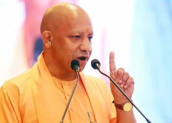 UP School Chalo Abhiyan 2026: CM Yogi ने जारी की 163.60 लाख रुपये की वित्तीय सीमा, 1 जुलाई से चलेगा विशेष नामांकन अभियान