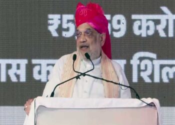 Amit Shah Vande Mataram Row: सोनिया गांधी पर बरसे अमित शाह, बोले- ‘कांग्रेस को देश से मांगनी चाहिए माफी’