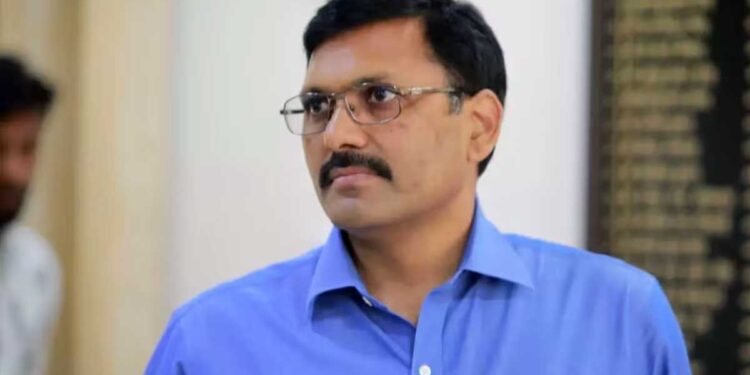 IAS Anjaneya Kumar Singh Extension: आंजनेय कुमार सिंह का एक्सटेंशन खत्म, UP में रहेंगे या लौटेंगे सिक्किम? दिल्ली के फैसले पर सबकी नजर
