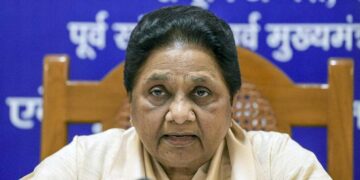 Akhilesh Yadav के ‘चवन्नी’ बयान पर मायावती का पलटवार, बोलीं- Jat समाज से तुरंत माफी मांगें सपा प्रमुख