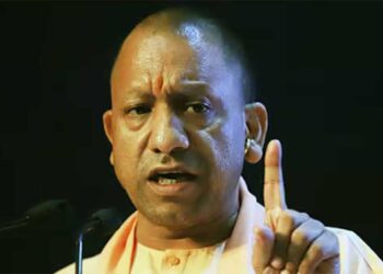 JPNIC पर CM योगी का अखिलेश यादव पर बड़ा हमला! बोले- ‘ये कितने बड़े डकैत…’, लगाए गंभीर आरोप