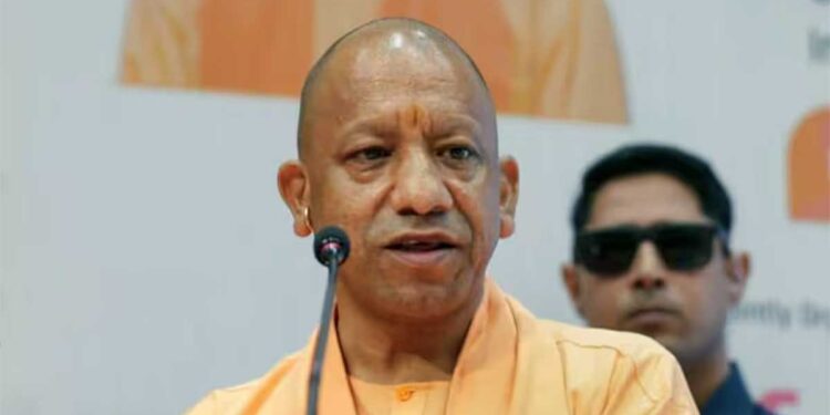 Gen Alpha Protest के बीच योगी सरकार Alert! DM-कमिश्नर को स्कूलों में जाकर बच्चों से करनी होगी बात