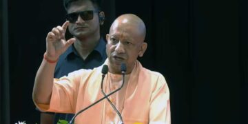 UP में चीनी की कमी नहीं! CM योगी का बड़ा दावा- सात महीने का Stock है तैयार