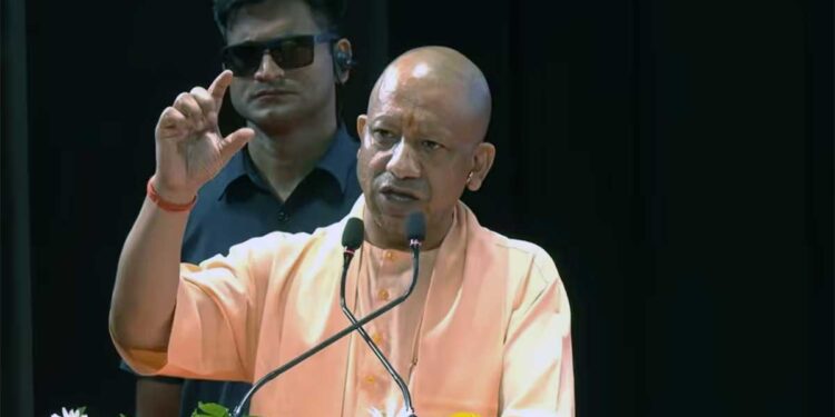 UP में चीनी की कमी नहीं! CM योगी का बड़ा दावा- सात महीने का Stock है तैयार