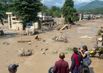 Nepal Flash Flood के बाद यूपी-बिहार में बढ़ा बाढ़ का खतरा, NDRF-SSB की टीमें अलर्ट, इन इलाकों पर खास नजर
