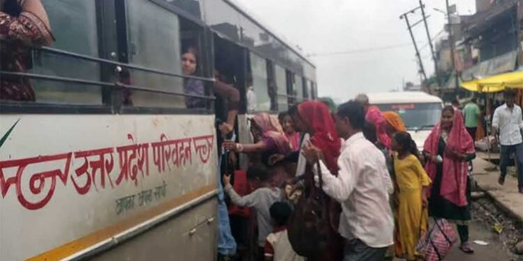UP में Raksha Bandhan पर Free Bus Service का बड़ा फायदा, पहले ही दिन 9.26 लाख यात्रियों ने किया मुफ्त सफर