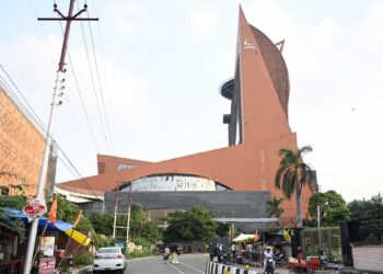 Akhilesh Yadav के Dream Project JPNIC पर Yogi सरकार का बड़ा फैसला, 9 साल बाद फिर लौटेगी रौनक!