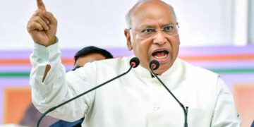 FCRA Bill पर संसद में घमासान! खरगे ने साफ किया- कांग्रेस करेगी विरोध, विपक्षी दलों के साथ बनेगी रणनीति