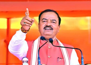 यूपी में फिर ‘सांपनाथ’ और ‘नागनाथ’ की एंट्री! Keshav Maurya ने कांग्रेस-सपा पर साधा निशाना
