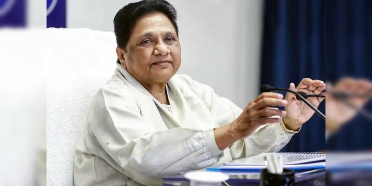 UP Election से पहले Mayawati का ब्राह्मणों को बड़ा संदेश, अंटू मिश्रा के निष्कासन के बाद बोलीं- ‘सर्वसमाज की नीति जारी रहेगी’