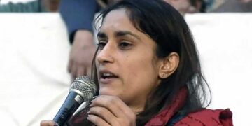 Brij Bhushan Verdict: अदालत के फैसले के बाद विनेश फोगाट का बड़ा आरोप, बोलीं- 'लड़कियों को डराकर वापस कराए नाम'