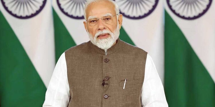 PM मोदी के विदेश दौरों पर 5 साल में कितना हुआ खर्च? संसद में सरकार ने जारी किए पूरे आंकड़े