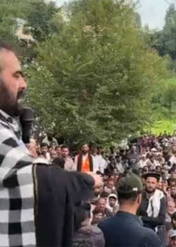 PoK में विद्रोह का असर! अमान खान की धमकी के बाद पाकिस्तान ने टाले 7 सीटों के चुनाव, बढ़ा दबाव