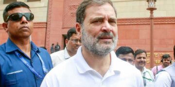 UP Politics: 2027 चुनाव से पहले कांग्रेस का बड़ा संगठनात्मक फेरबदल, बदली पूरी टीम, राहुल गांधी की रणनीति पर बढ़ा फोकस