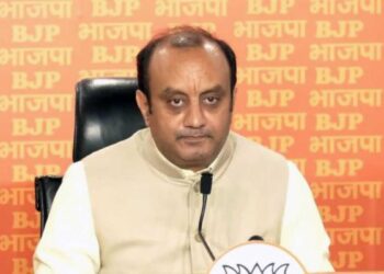 Vande Mataram पर Congress-BJP आमने-सामने! सुधांशु त्रिवेदी ने मांगी माफी, कांग्रेस ने आरोपों को नकारा