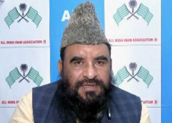 Maulana Sajid Rashidi पर FIR, कांवड़ियों को लेकर बयान से मचा बवाल; मंत्री कपिल देव अग्रवाल भी भड़के