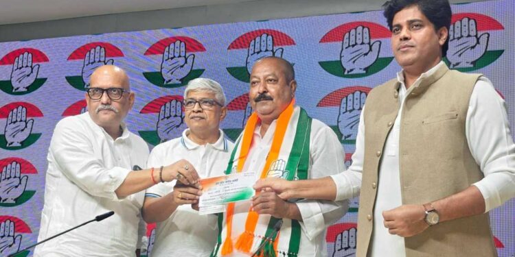 कांग्रेस में शामिल होते ही आसिम वकार का बड़ा बयान! बोले- राहुल गांधी को प्रधानमंत्री बनाना चाहता हूं, मेरा कोई निजी पद का मकसद नहीं