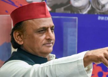 Akhilesh Yadav का बड़ा ऐलान: सरकार बनी तो लागू होगी Old Pension Scheme, डिग्री कॉलेजों से खत्म होगा Semester System