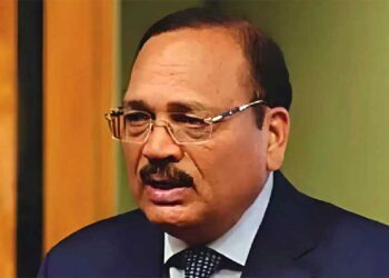 अक्षत त्रिपाठी मामले में CJI की फटकार के बाद पुलिस का बड़ा बयान, DM को लेकर दावे पर दी सफाई