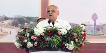Gujarat में Ayushman कवच हुआ दोगुना! 5 लाख से बढ़कर 10 लाख, 2.92 करोड़ कार्ड जारी