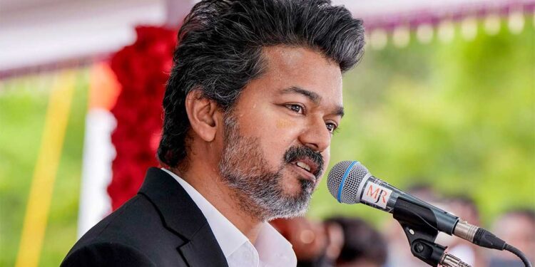 तृषा कृष्णन विवाद के बीच CM विजय का DMK पर हमला, बोले- लड़ाई TVK और DMK के बीच