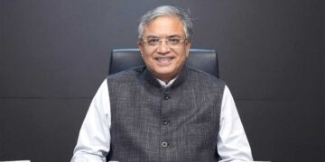 Gyanesh Kumar पर बढ़ा दबाव, विपक्ष ला रहा महाभियोग का नोटिस; SIR को लेकर EC में उठे थे 14 सवाल